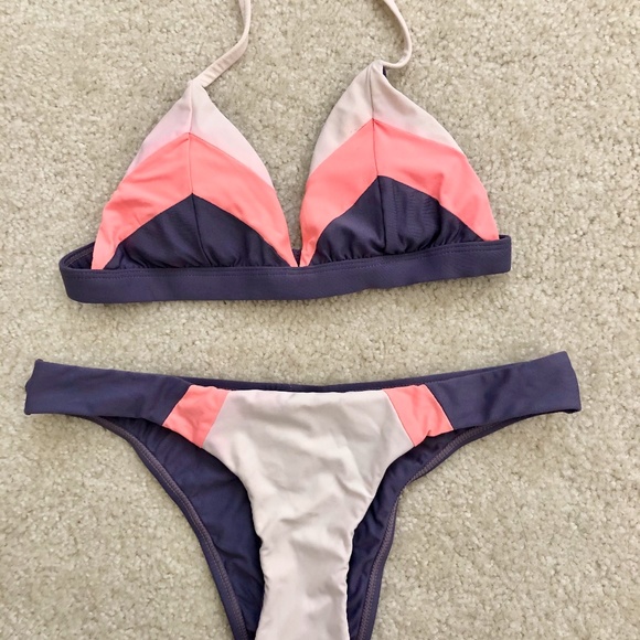 PilyQ Color Block Halter Top & Bikini Bottom - Picture 1 of 2